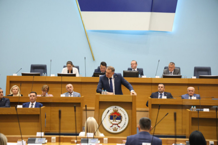 Danas posebna sednica NSRS o odlukama CIK BiH