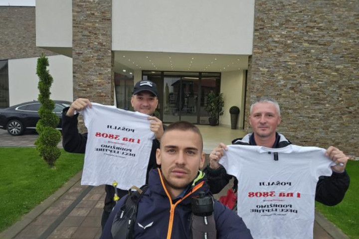 Trojica pripadnika MUP-a pešače do Hilandara kako bi skupili novac za decu leptire