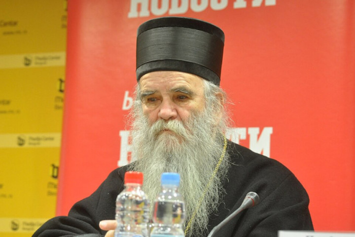 Milatović posthumno dodelio najviši državni orden mitropolitu Amfilohiju