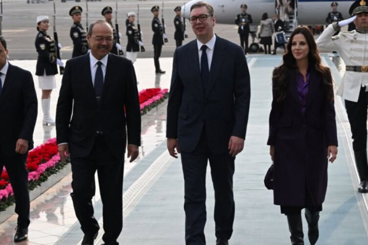 Vučić stigao u Taškent: Poseta Uzbekistanu važan korak u razvoju prijateljskih i partnerskih odnosa