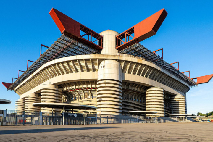Fudbalski klubovi Milan i Inter kupili stadion San Siro