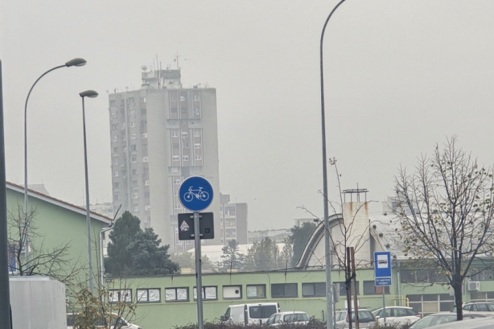 Danas pretežno oblačno, temperatura u proseku