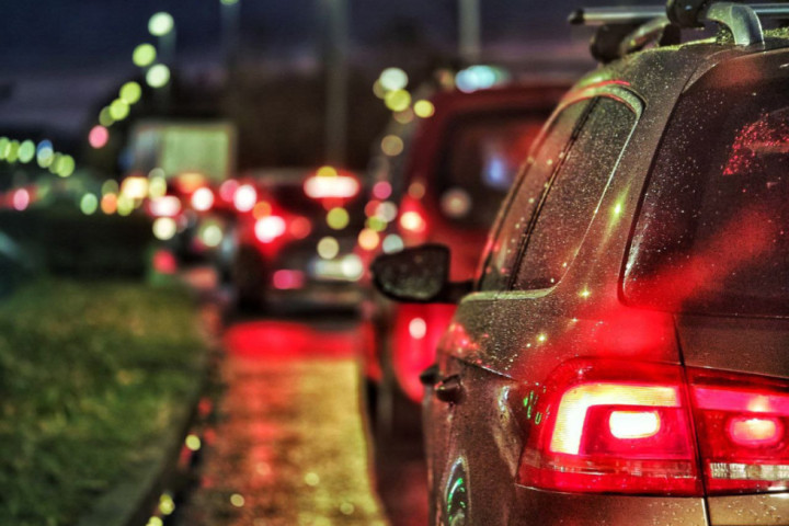 Akcija ROADPOL: Kontrolom oko 1.100 autobusa i 8.200 teretnih vozila otkriveno više od 6.800 prekršaja