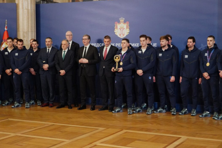 Predsednik primio zlatne vaterpoliste: Hvala vam za svu radost, borbenost i ljubav prema Srbiji