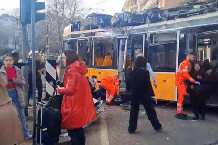 Tragična nesreća u Milanu: Tramvaj iskočio iz šina, jedan mrtav, desetine povređenih
