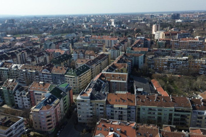 Danas sunčano i vetrovito: Temperatura do 22°C