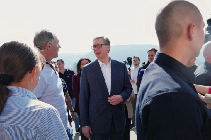 Vučić u Sevojnu: Gradiće se i brza saobraćajnica od Požege do Užica