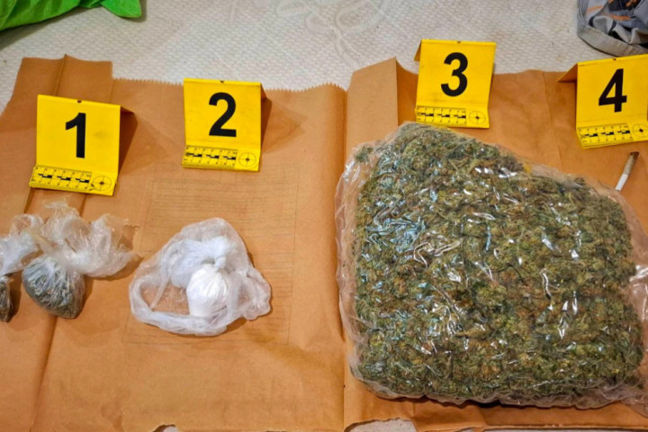 Uhapšen diler na Paliluli: Policija mu u stanu pronašla kilogram marihuane i oko 35 grama kokaina
