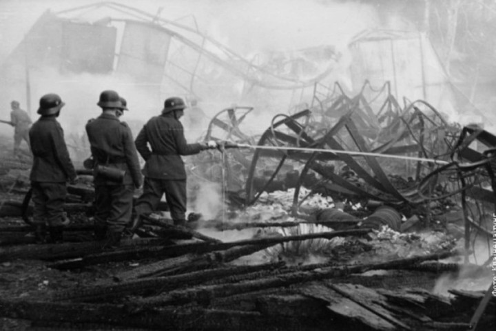 KONTRAUDAR KRALJEVSKOG VAZDUHOPLOVSTVA: Kako je Osmi bombarderski puk 6. aprila bombardovao Treći rajh
