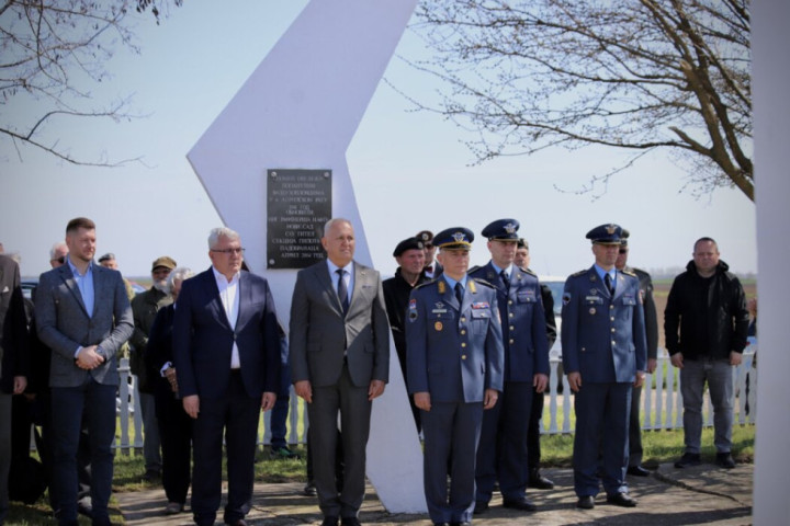 Vilovo: Počast herojima Kraljevske avijacije koji su poleteli u odbranu otadžbine