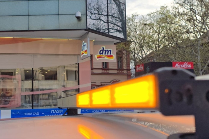 Počela hitna kontrola objekta sa kojeg je pala skela u Novom Sadu