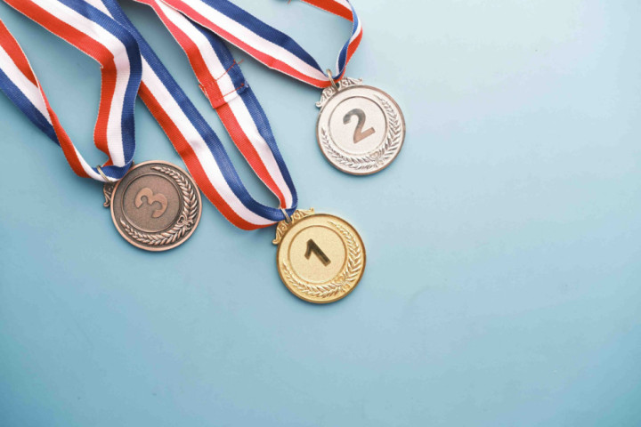 Zlatna i bronzane medalje za učenike Pete beogradske gimnazije na takmičenju u Indiji