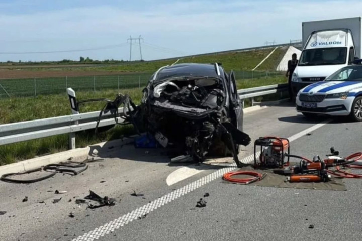 Četvrta žrtva stravične nezgode na autoputu Ruma-Šabac, mladić preminuo u bolnici