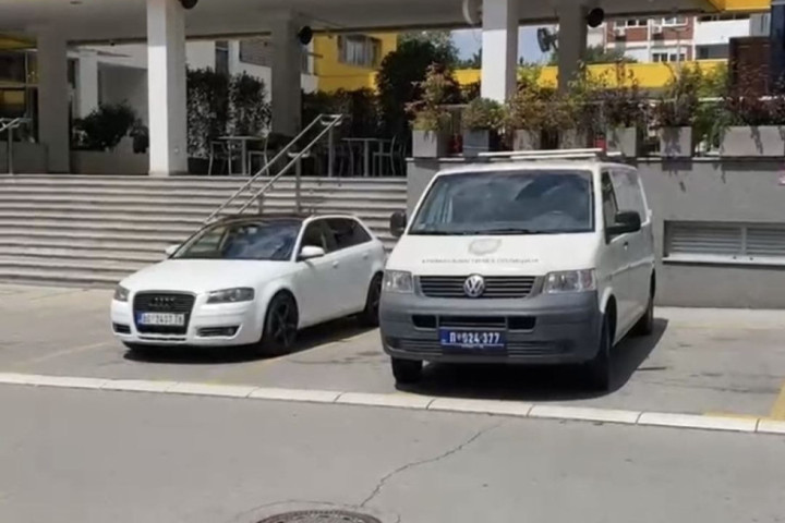 U Beogradu zapaljena dva kafića, treći demoliran, a u četvrtom došlo do pucnjave