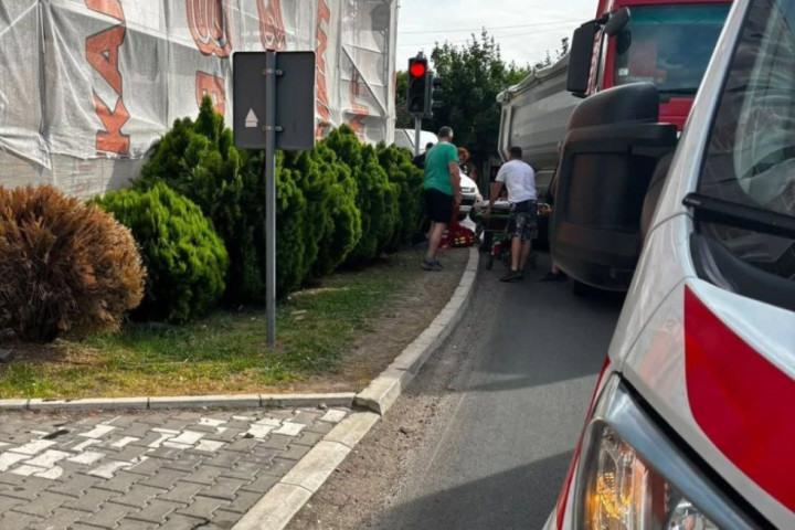 Inđija: Kamion udario devojčicu, zadobila višestruke prelome