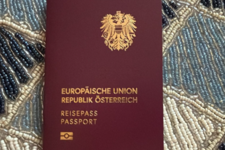 Skandal u austrijskoj ambasadi u Londonu: Prodavali pasoše i državljanstva