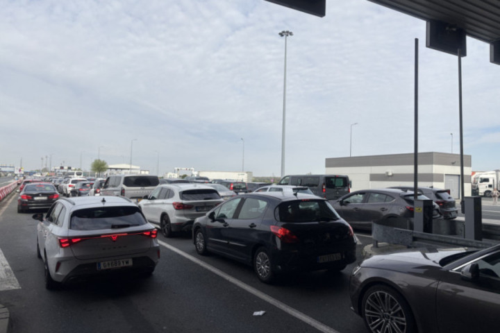 Gužve na granici sa Grčkom: Kolone kilometarske, čeka se satima