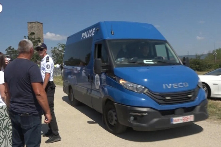 Svih 36 Srba privedenih na Gazimestanu na Vidovdan kažnjeni po 700 evra, oni bez dokumenata Prištine proterani