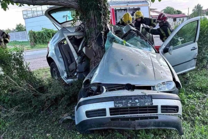 Stravična saobraćajna nezgoda u Banji Koviljači, poginula dva mladića