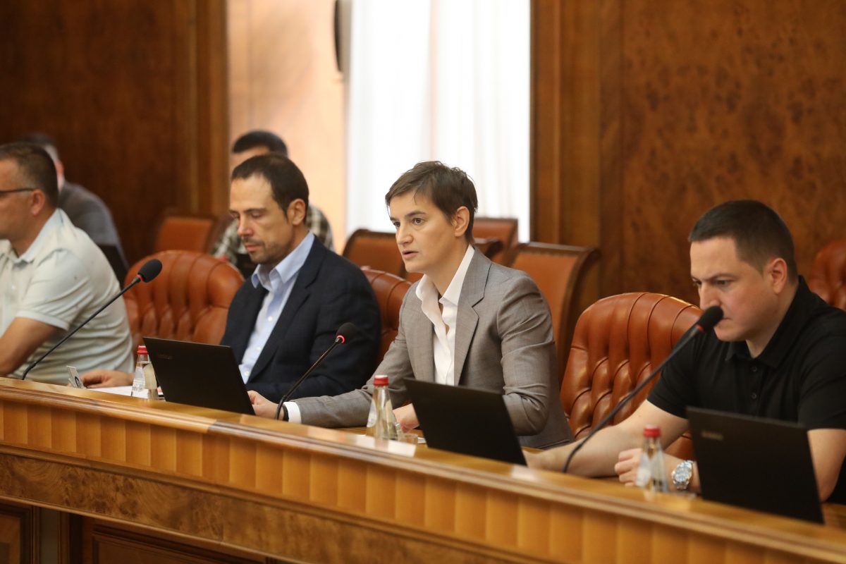 Brnabić nakon razgovora sa poljoprivrednicima: Najvažniji zadatak da poljoprivredna gazdinstva budu na slobodnim tržištima