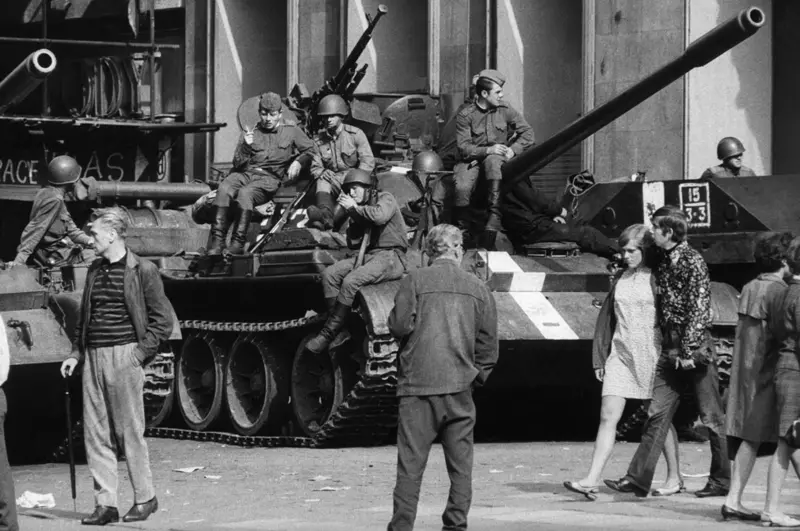 Intervencija Varšavskog pakta u Čehoslovačkoj i gušenje Praškog proleća 1968. godine