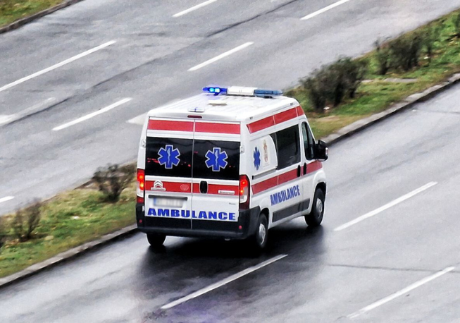 Noć u Beogradu: Motociklista teže povređen u saobraćajnoj nesreći u Beogradu