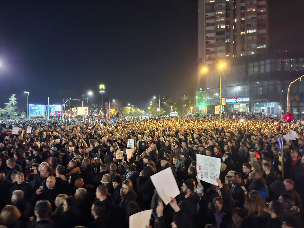 SviĆe i STAV pozivaju na novi protest kod Železničke stanice u nedelju 17.novembra u Novom Sadu